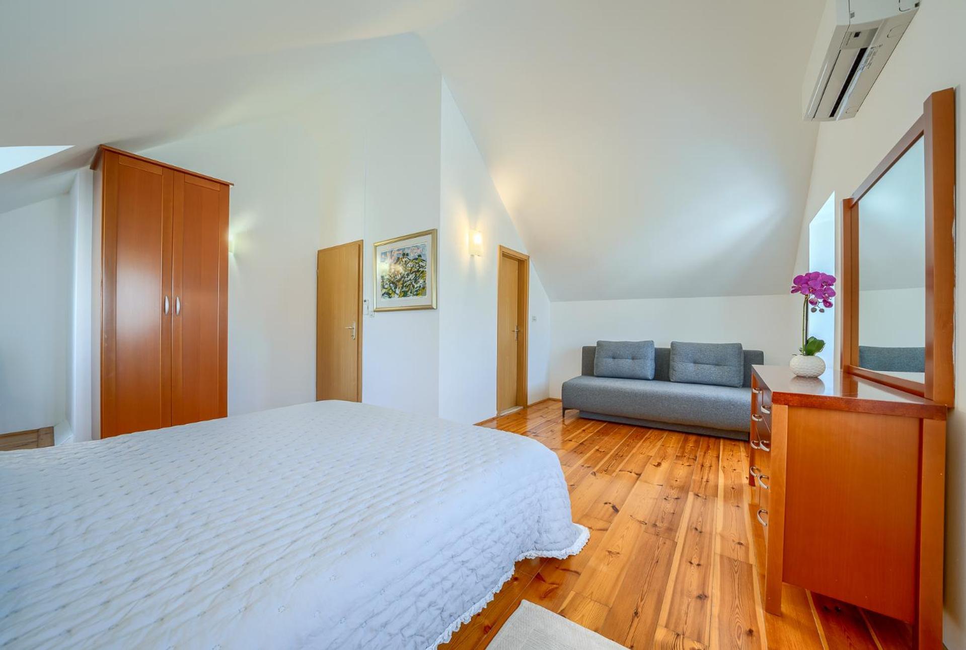 Villa Bonaca Perfect Location For A Holiday With Friends Or Family, Heated Pool Sumartin Eksteriør bilde