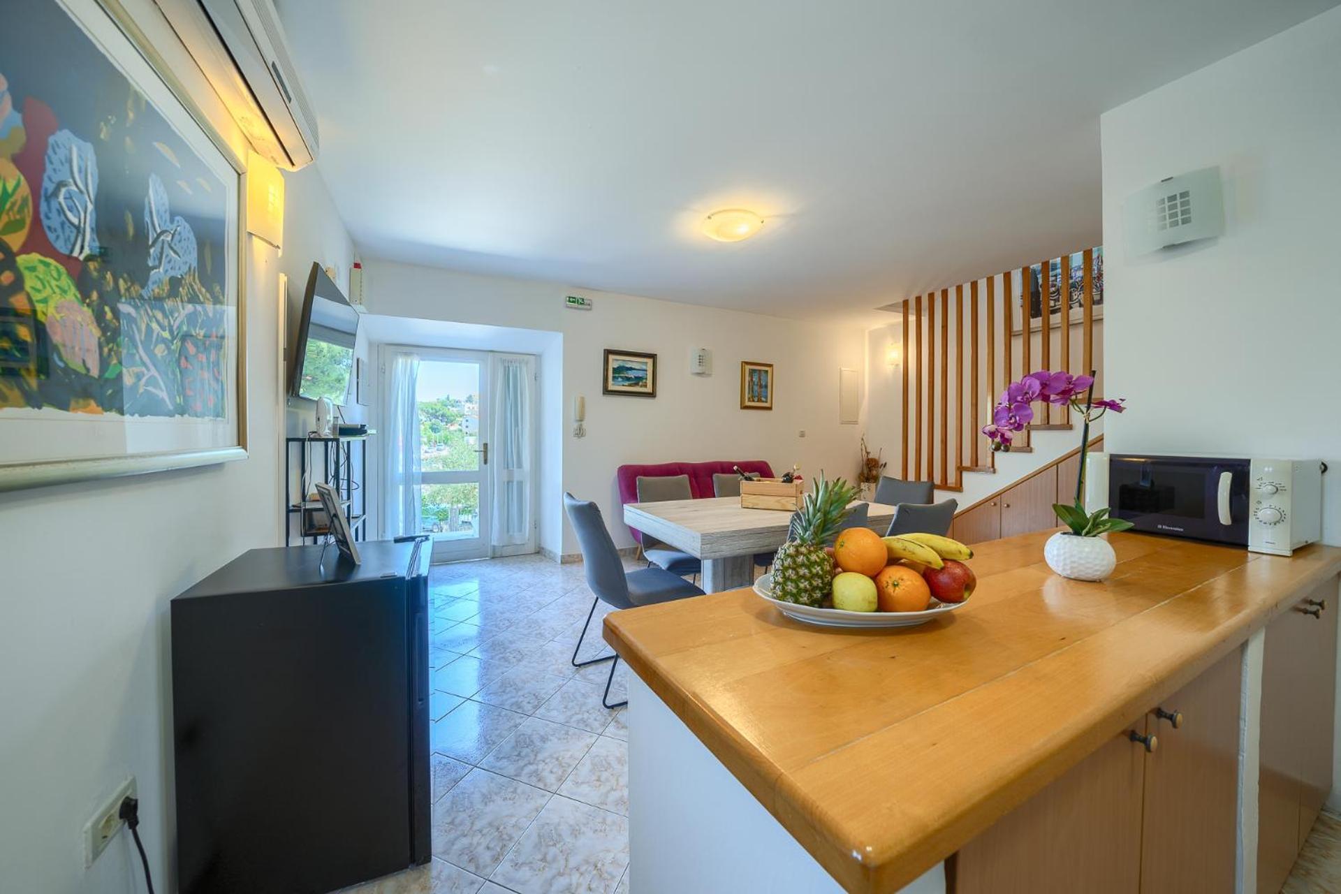 Villa Bonaca Perfect Location For A Holiday With Friends Or Family, Heated Pool Sumartin Eksteriør bilde